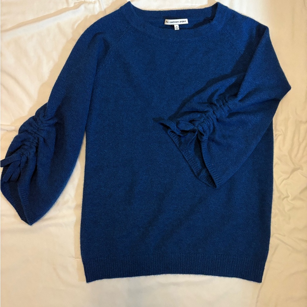 100% Cashmere Royal Blue Sweater with Gathered Cotton Sleeves